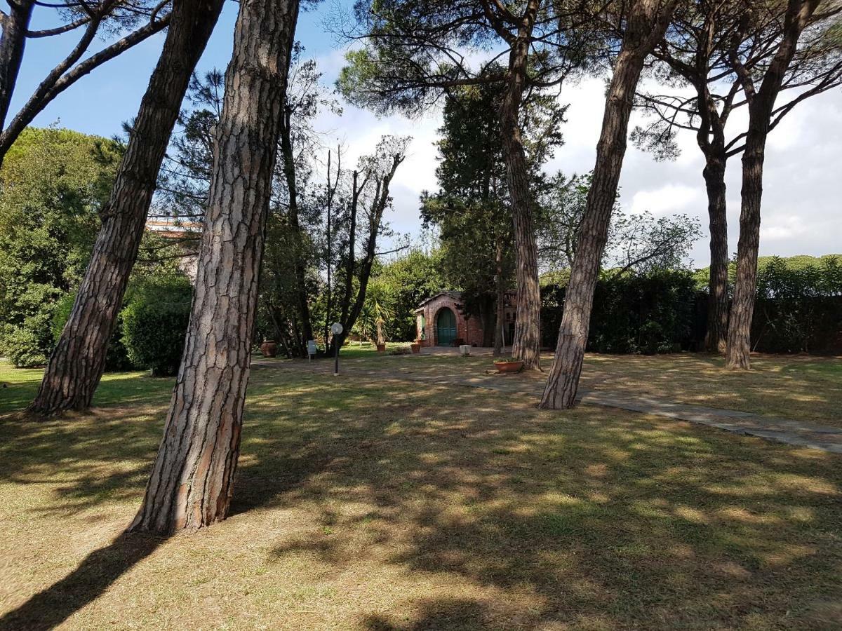 Apartamento Mansarda Stefania Ameglia Exterior foto